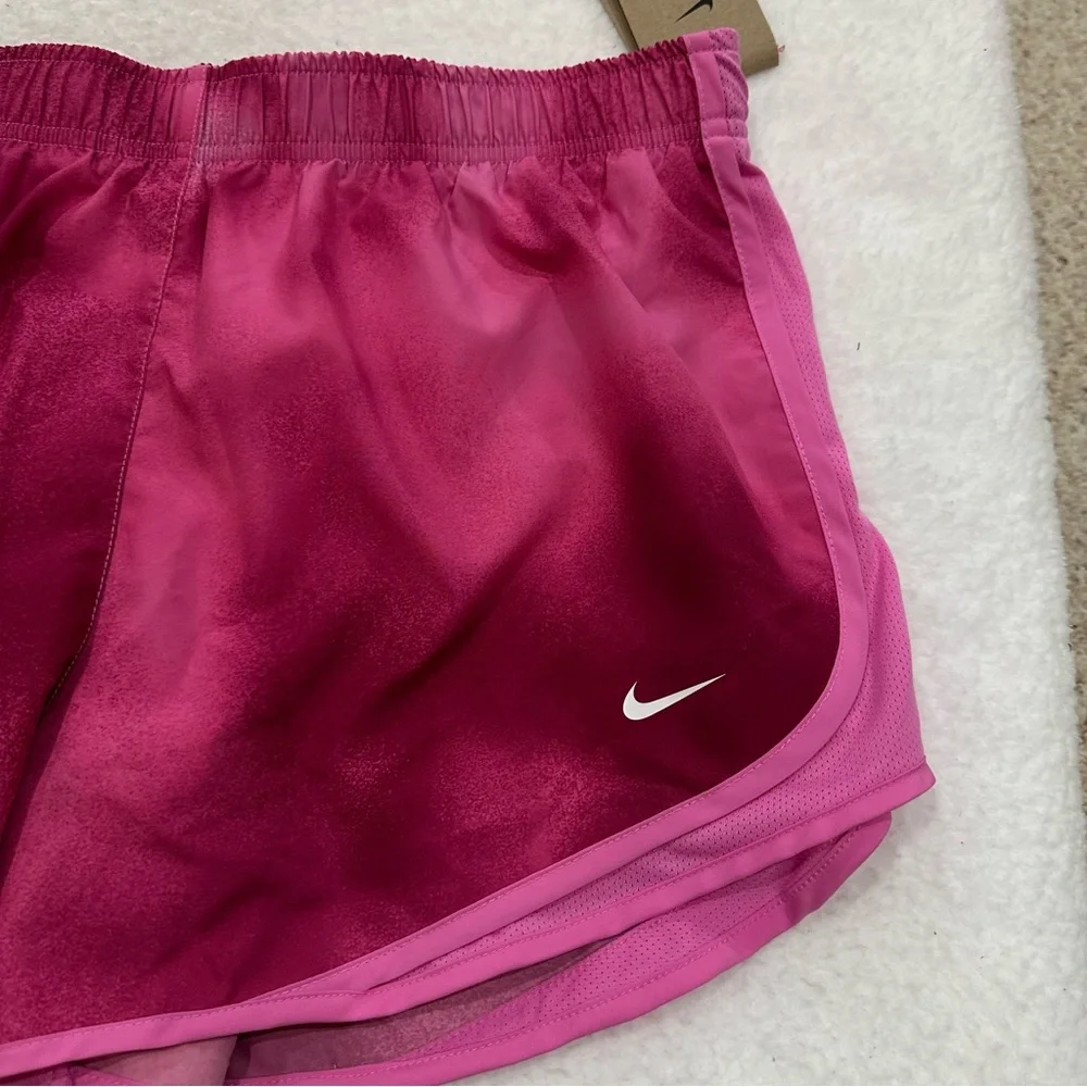 Nike Dri Fit Women's Shorts - Picture 4 of 11